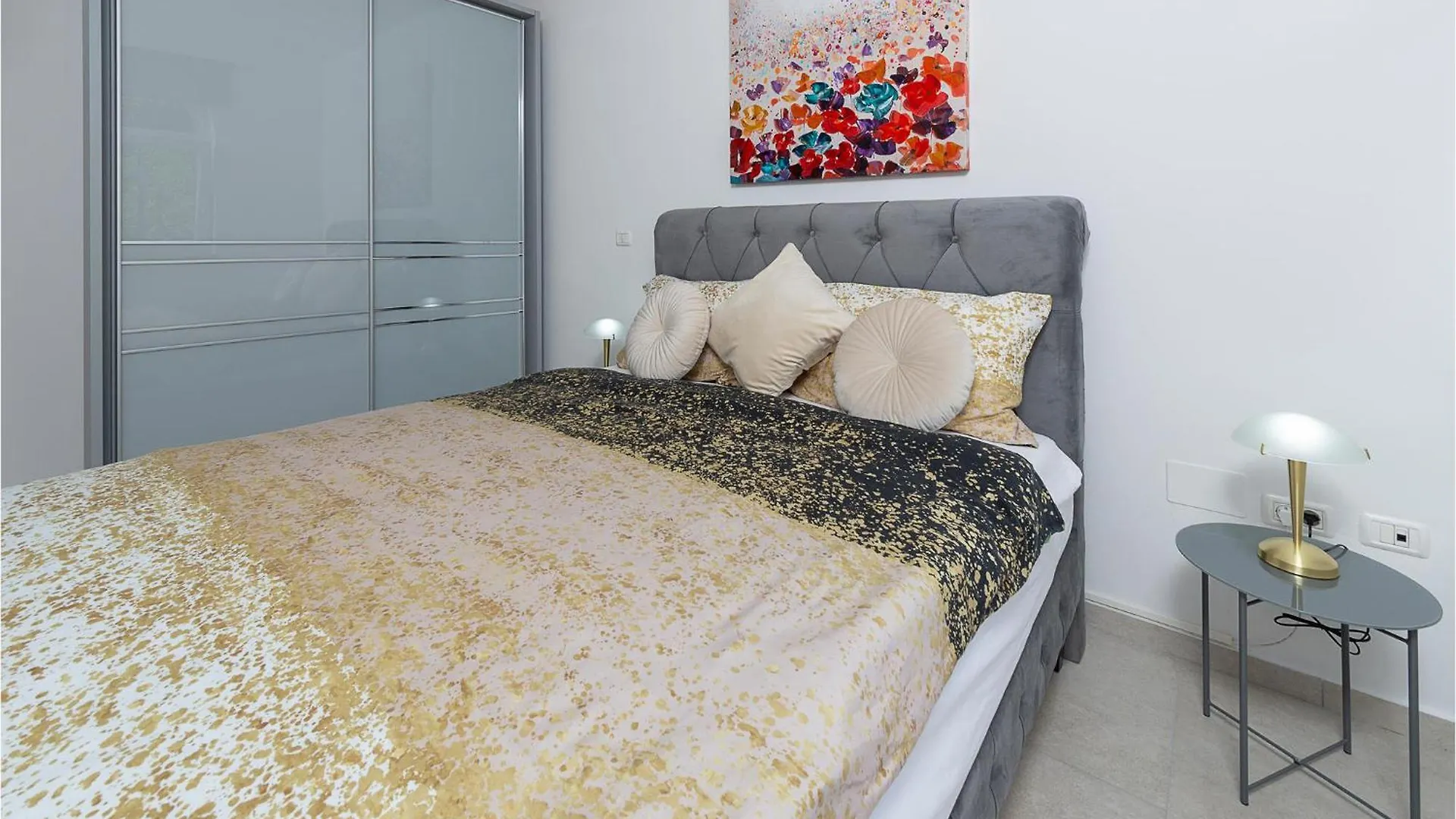 Beautiful Home In Vodnjan With Ethernet Internet 0*,  Croatia