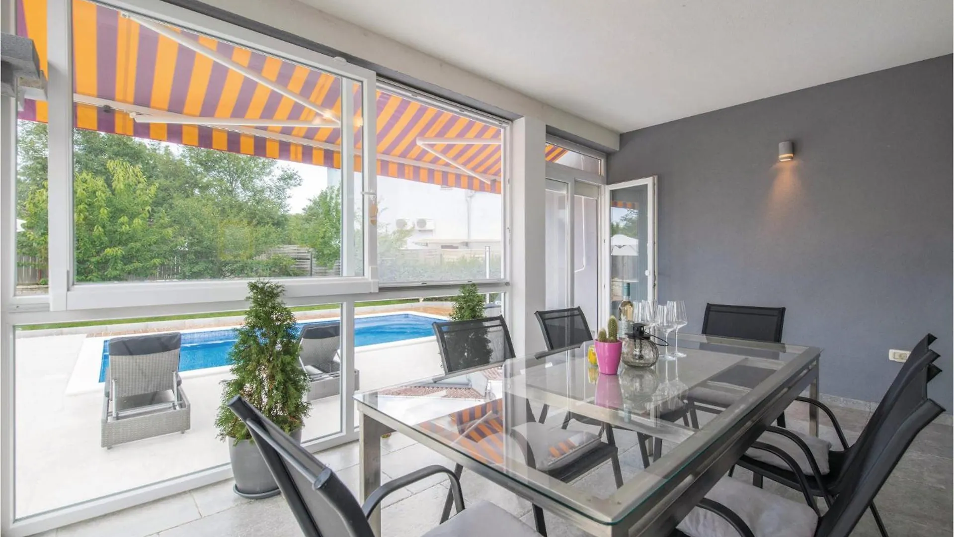 Beautiful Home In Vodnjan With Ethernet Internet 0*,  Croatia