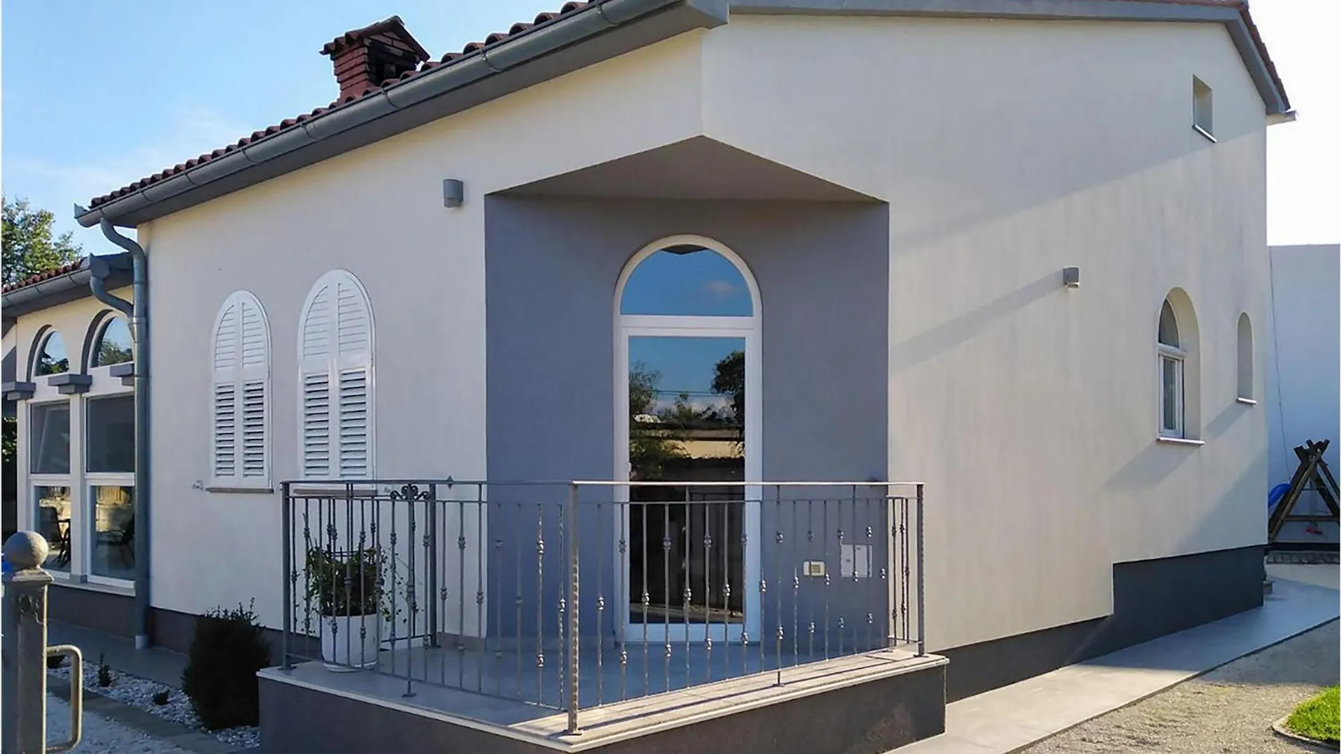 Beautiful Home In Vodnjan With Ethernet Internet 0*,