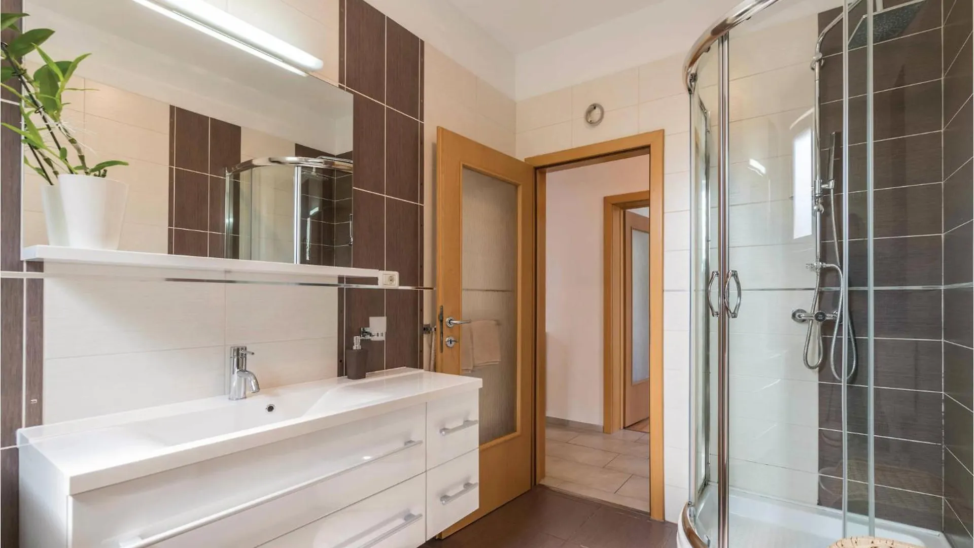 Beautiful Home In Vodnjan With Ethernet Internet 0*,  Croatia